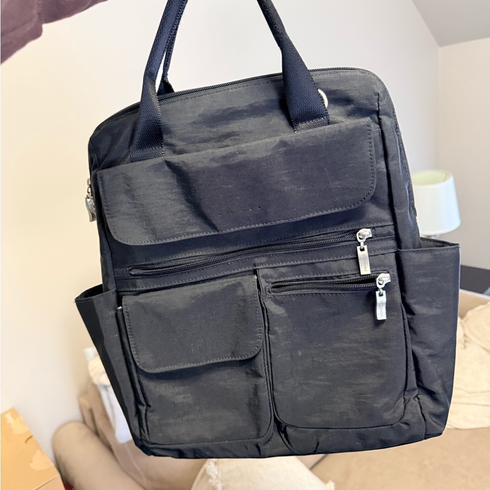 Baggallini Black convertible Travel / Laptop Backpack Tote